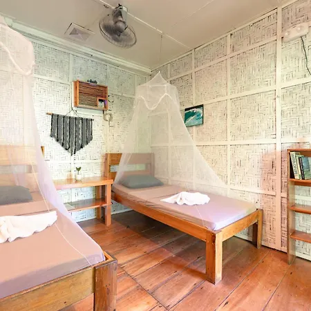 Soffta Surf Ranch Hostel General Luna  Exterior photo